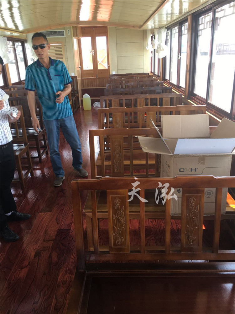 觀光畫舫船th005